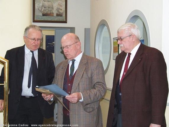 Patrick Mareschal ; Yves Lainé et Michel Bolo. Patrick Mareschal ; Yves Lainé et Michel Bolo.