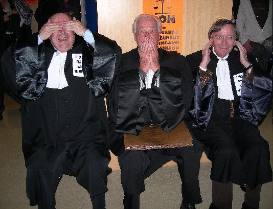 Me Picaud Me Coadou-Le Brozec et Me Briand avocats au barreau de Guingamp et Lannion.