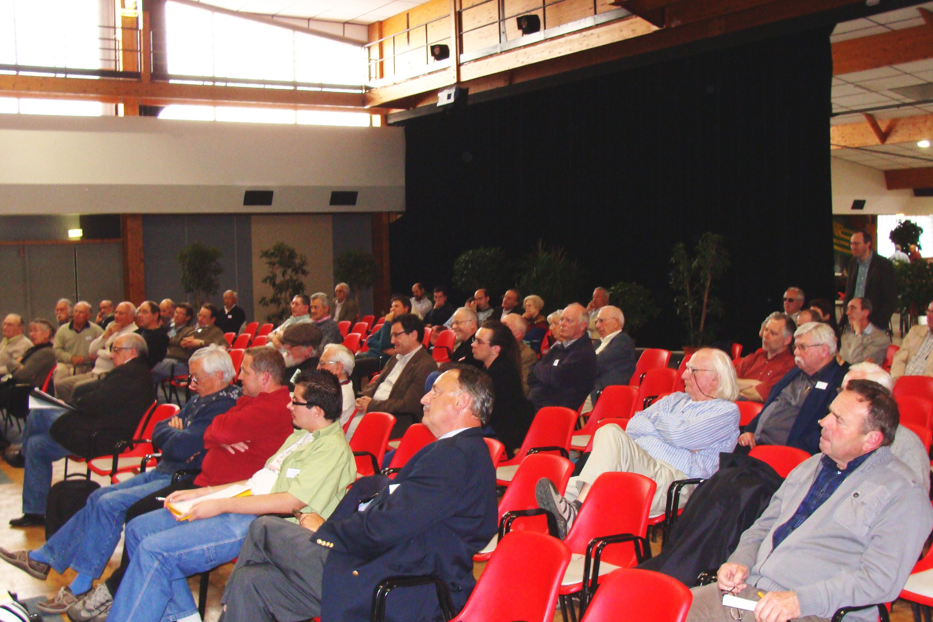 Une partie de l\'assistance. Près de 150 personnes avaient fait le déplacement des “quatre coins de la Bretagne”.