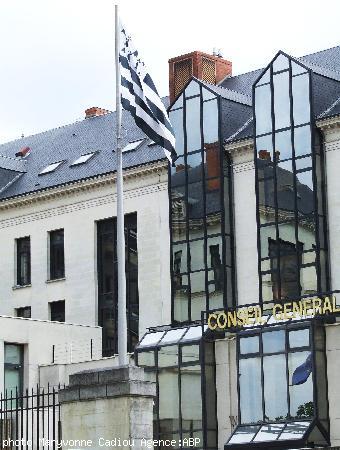 Conseil général de Loire-Atlantique. Le <i>Gwenn ha Du</i>.