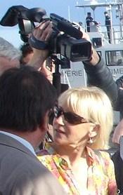 Margot Wallström et Emmanuel Morucci sur le ponton d\'amarrage du <i>Traité de Rome</i>. Margot Wallström et Emmanuel Morucci sur le ponton d\'amarrage du <i>Traité de Rome</i>.