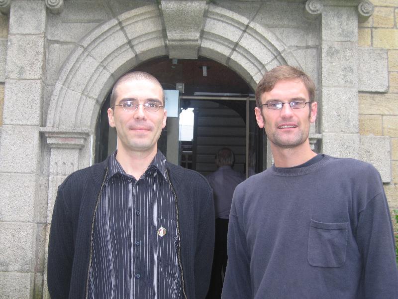 Jerom Boutier (left) president of Skoazell Vreizh and General Secretary of the Celtic League Rhisiart Tal-e-bot (right) at the League AGM in Breizh 2007.