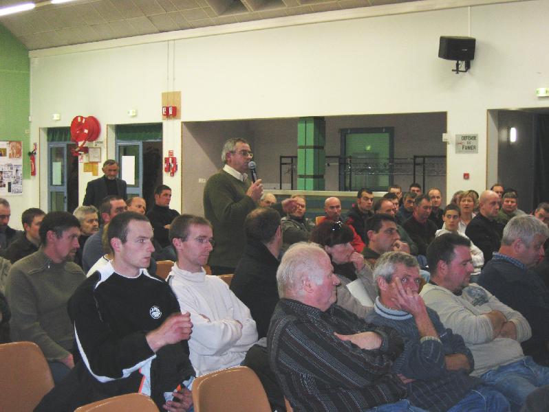 Réunion à Loudéac. Photo Coordination Rurale.