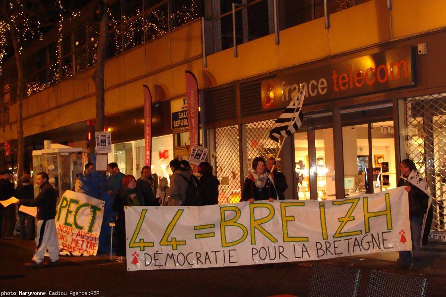 Des renforts de 44=Breizh sont arrivés. Des renforts de 44=Breizh sont arrivés.