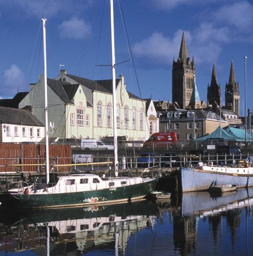 In 2008 Truro City Council responded positively to a call from the Celtic League to make 5th March a public holiday for their staff. (Picture of Truro above).