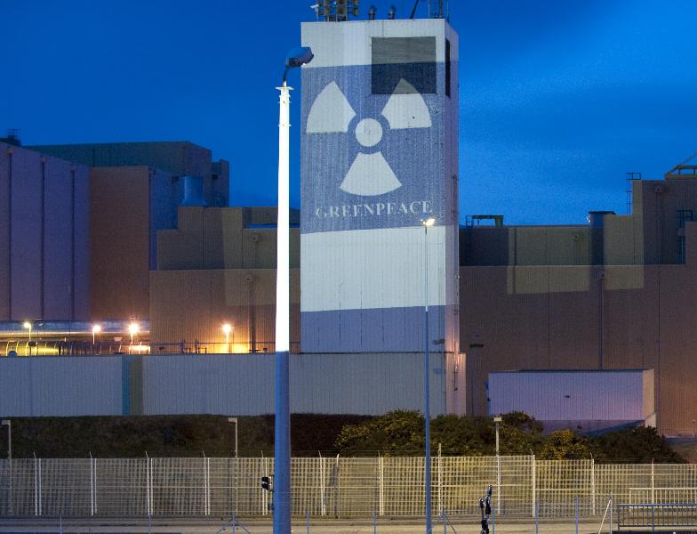 Greenpeace met en joue incognito un convoi chargé de plutonium
