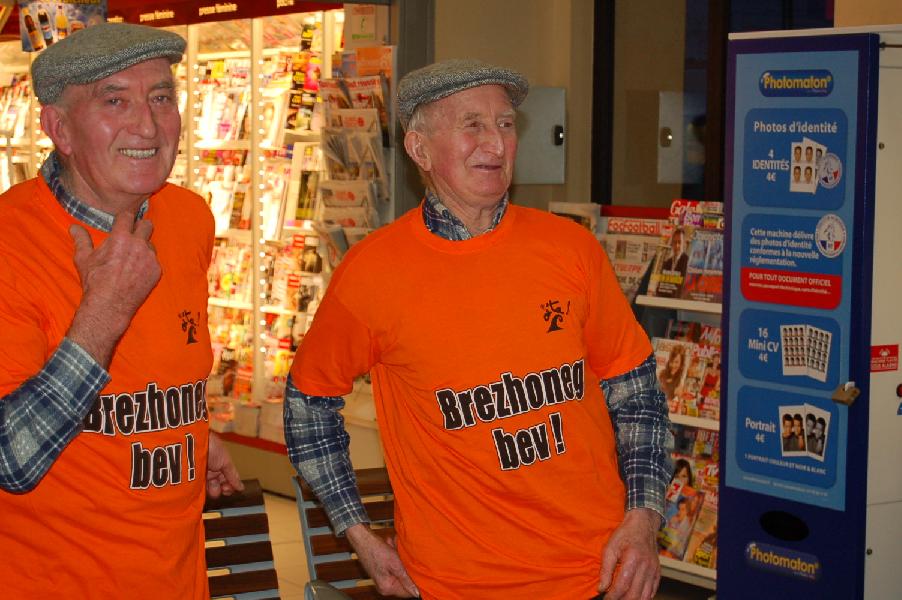 ar vreudeur Morvan e ti-gar Gwengamp