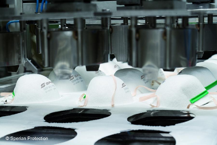 Les masques anti-grippe A de Sperian s\'arrachent comme des petits pains