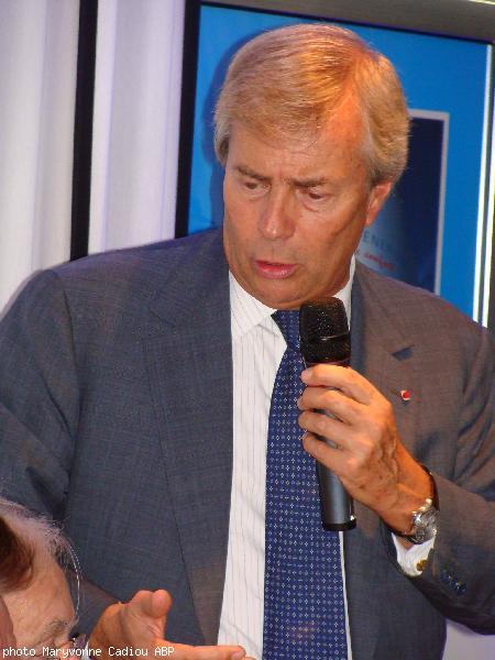 “Nous avons la réputation d\'être riches et méchants. Non nous sommes pauvres et gentils. Mais gardons-là ainsi ; cela nous arrange”. “Nous avons la réputation d\'être riches et méchants. Non nous sommes pauvres et gentils. Mais gardons-là ainsi ; cela nous arrange”.