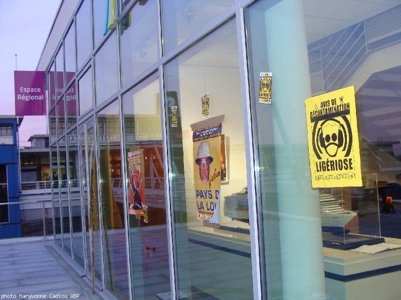 Les bureaux de l\'Espace régional ferment à 18 heures. Les bureaux de l\'Espace régional ferment à 18 heures.