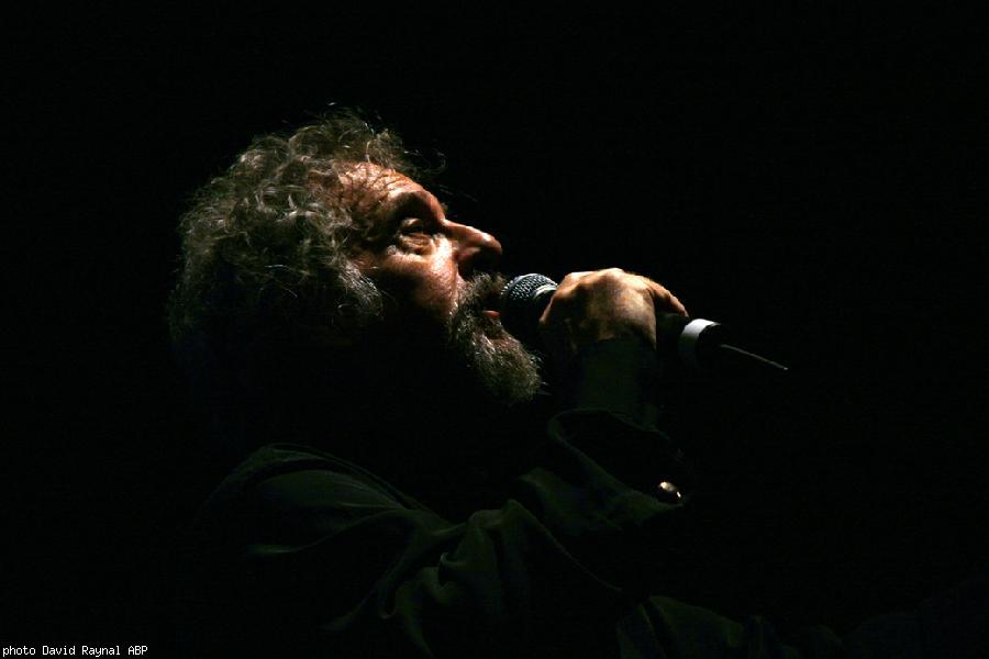 Gilles Servat l\'auteur mythique de la Blanche Hermine sera sur scène.