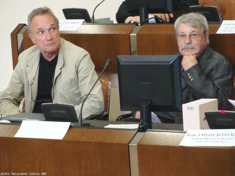 Jean-Charles Cozic et Daniel Garnier. Jean-Charles Cozic et Daniel Garnier.