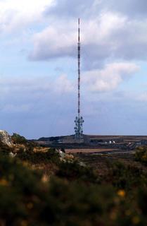L\'émetteur de Roc\'h Trédudon sera l\'un des premiers à redémarrer
le 8 juin 2010.