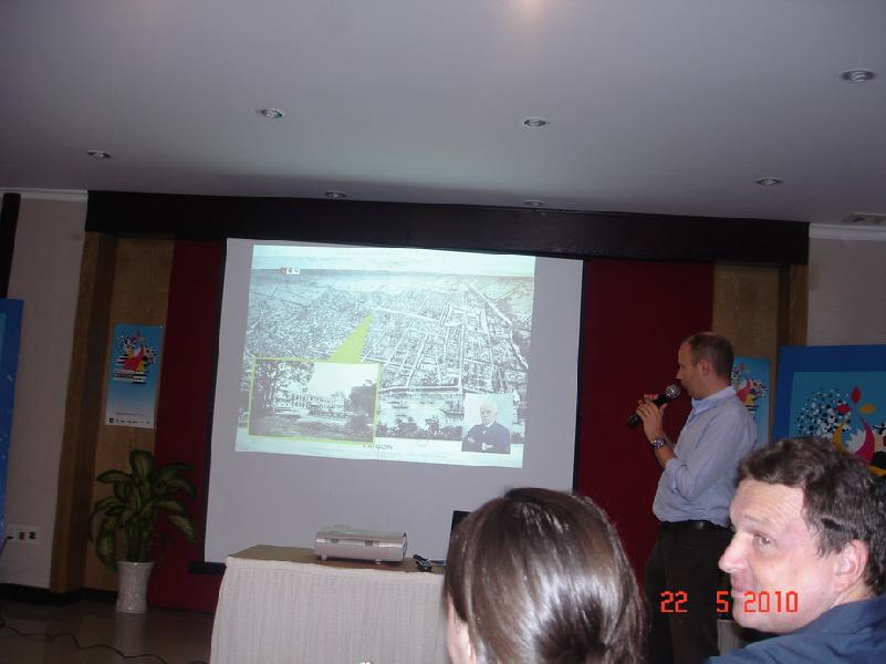 Conférences :Xavier Grall Poète breton - Saigon : Développement urbain depuis 1780 - Le Fest Noz origine et histoire Conférences :Xavier Grall Poète breton - Saigon : Développement urbain depuis 1780 - Le Fest Noz origine et histoire