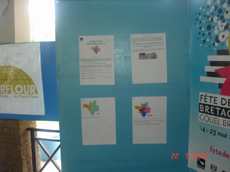 Politique la partition de la Bretagne avec une exposition de documents fournis par «Bretagne Réunie ». Politique la partition de la Bretagne avec une exposition de documents fournis par «Bretagne Réunie ».