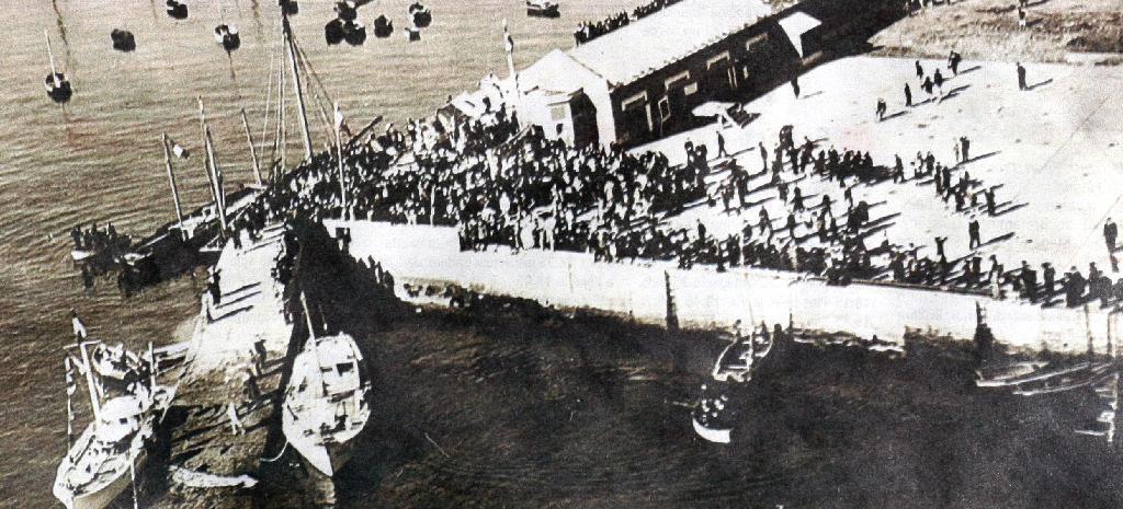 Photo du soi-disant embarquement des Sénans pour l\'Angleterre
(source Musée de l\'Ordre de la libération).