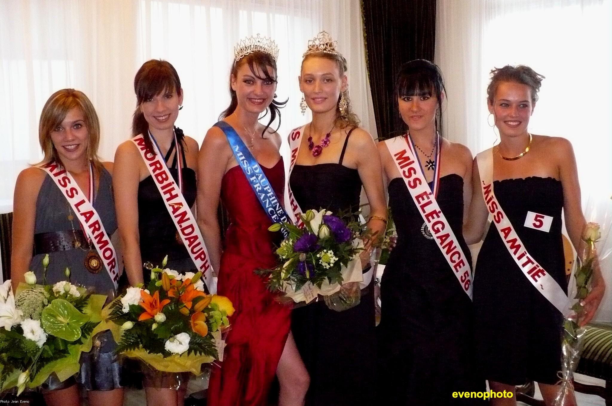 Les finalistes de Miss Morbihan 2009 à Larmor-Plage.