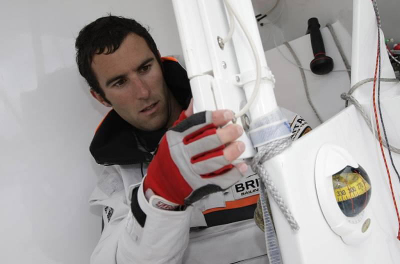 Armel Le Cleach\' (Brit Air) a remporté ce mercredi à Cherbourg-Octeville sa deuxième Solitaire du Figaro après sa victoire en 2003.