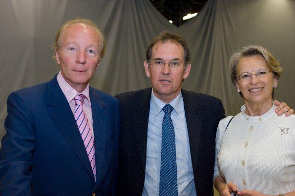 Alain Cadec entouré des ministres Michèle Alliot Marie et Brice Hortefeux