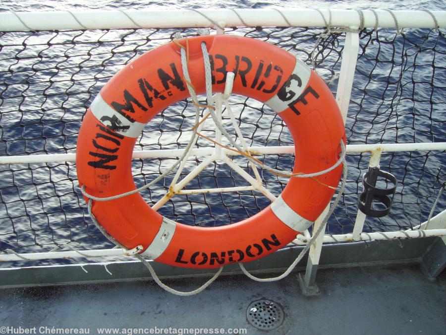 Le Norman Bridge est sous pavillon britannique. Le Norman Bridge est sous pavillon britannique.