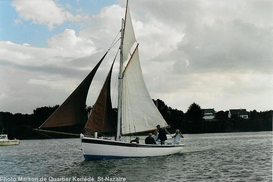 Le Va Pas Trop Vite navigue !