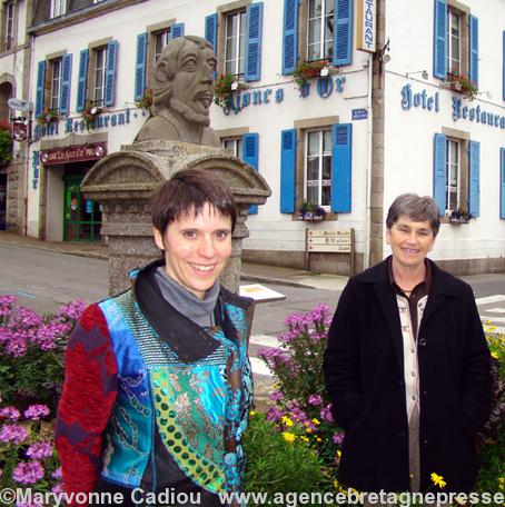 Estelle Guille des Buttes-Fresneau et Isabelle Biseau.