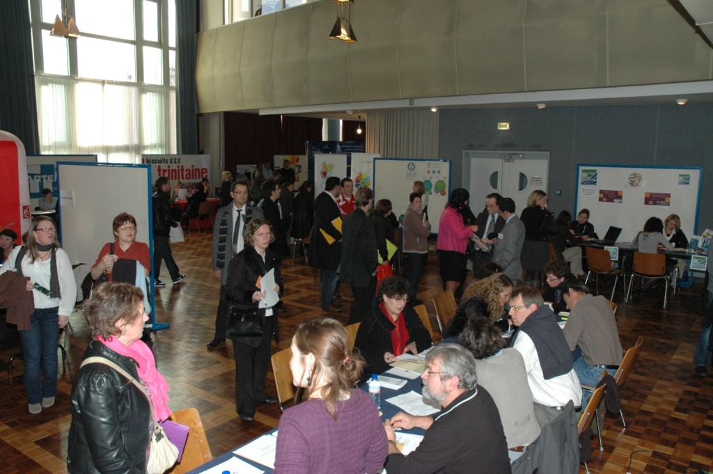A Vannes un forum de l\'emploi et du recrutement organisé par la Ville l\'Adieph et In Vivo-NSA.