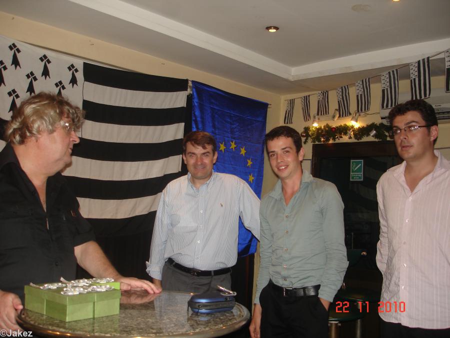 Bretoned Bro Vietnam a lid koun Emgann Ballon Bretoned Bro Vietnam a lid koun Emgann Ballon