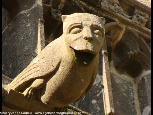 La gargouille de la basilique du Folgoët apprécie l\'esprit des disprizioù...