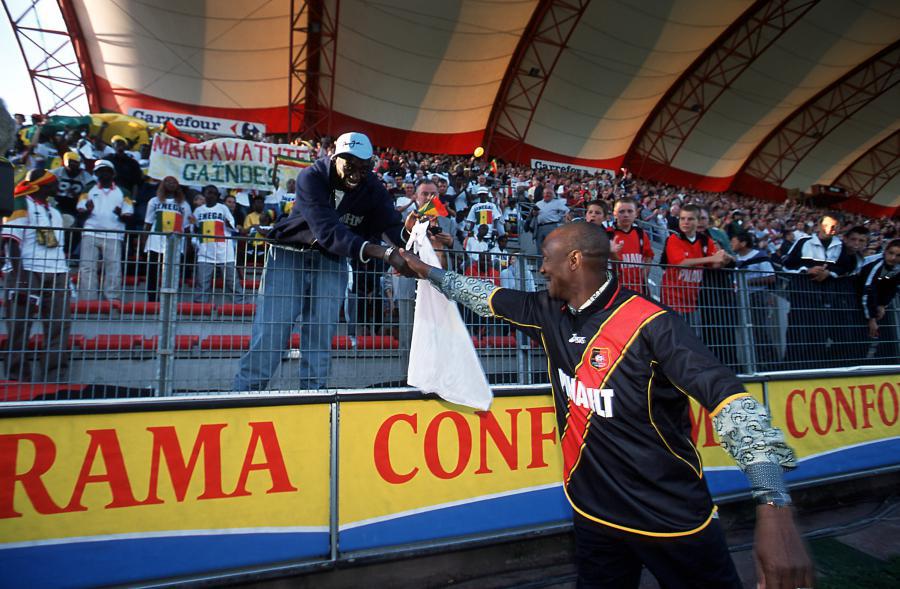 En mai Laurent Pokou rechaussera les crampons pour le plus grand plaisir de ses fans et des supporters des Rouge et Noir.