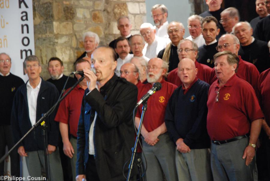 Le \"Bro Gozh\" en commun .