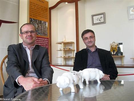 Michel Merle directeur général de la faïencerie et Eric Ligen responsable e-commerce