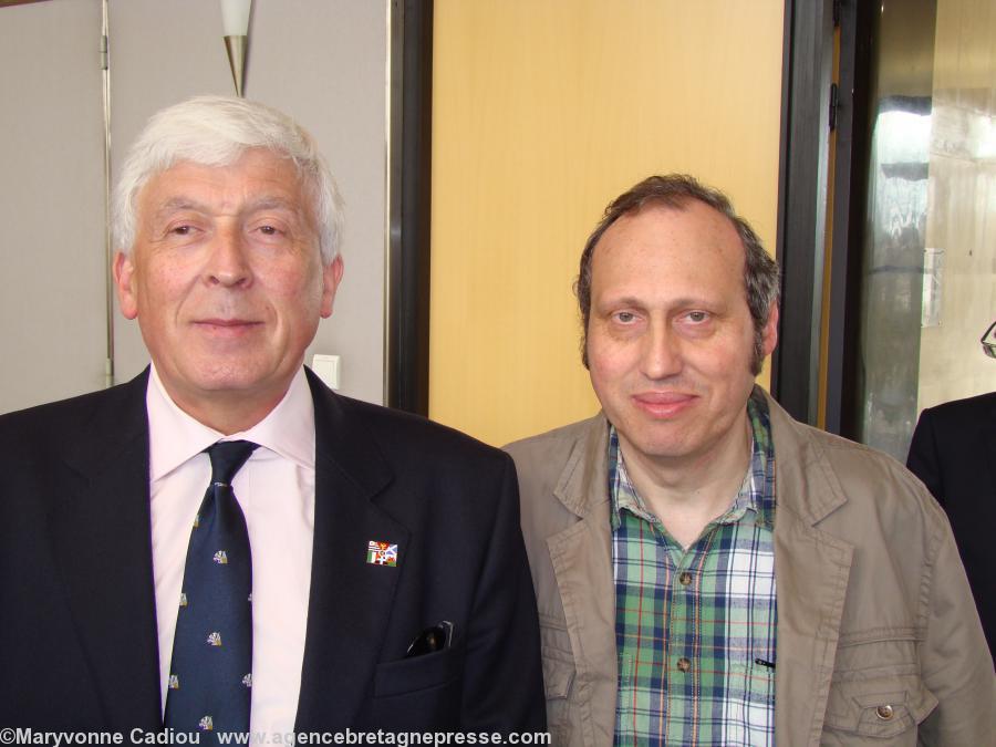 James Dorrian avec son ami Hubert Chémereau président du Credib Sant-Nazer.
