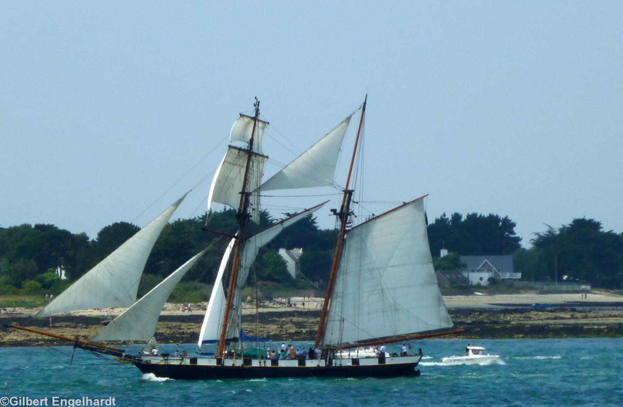 <i>La Recouvrance</i>. <i>La Recouvrance</i>.