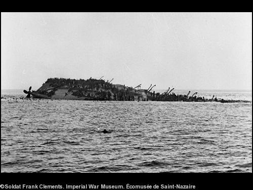 Photo taken by soldat Franck Clements a few minutes before the <i>Lancastria</i> sinks for eternity in the Loire estuary. Photo taken by soldat Franck Clements a few minutes before the <i>Lancastria</i> sinks for eternity in the Loire estuary.