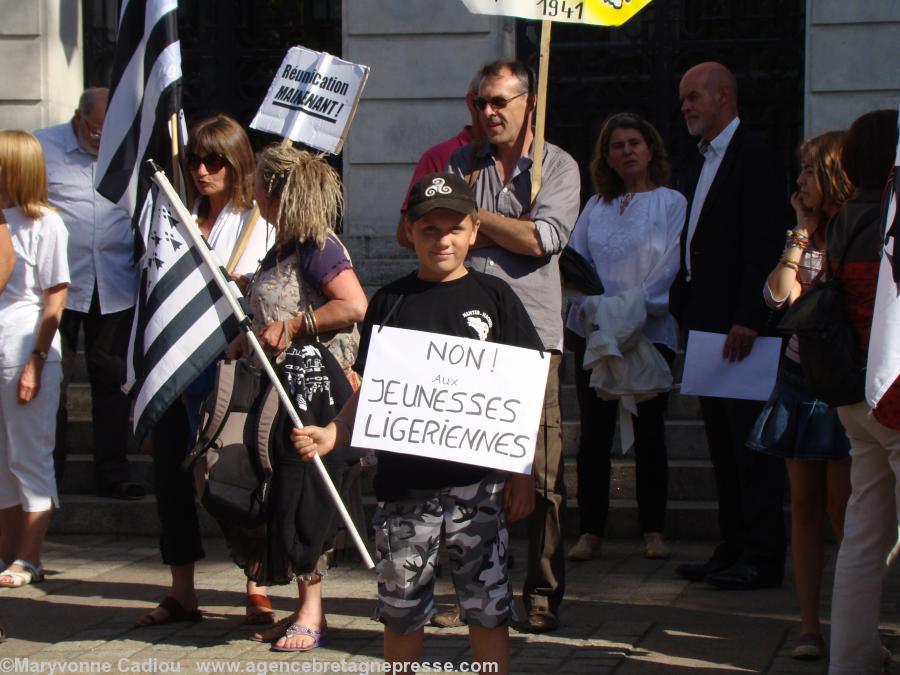 Protestation d\'un jeune Breton de Loire-Atlantique. Protestation d\'un jeune Breton de Loire-Atlantique.