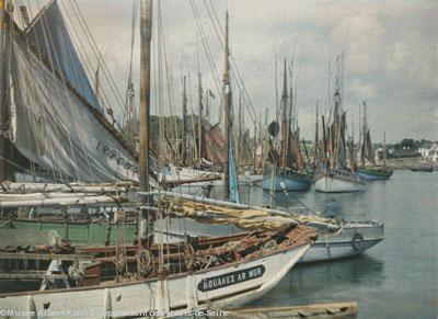 Le port vues Diverses. Concarneau (Finistère) 14-21 juillet 1929. Autochrome de Roger Dumas Inv. A 60447.