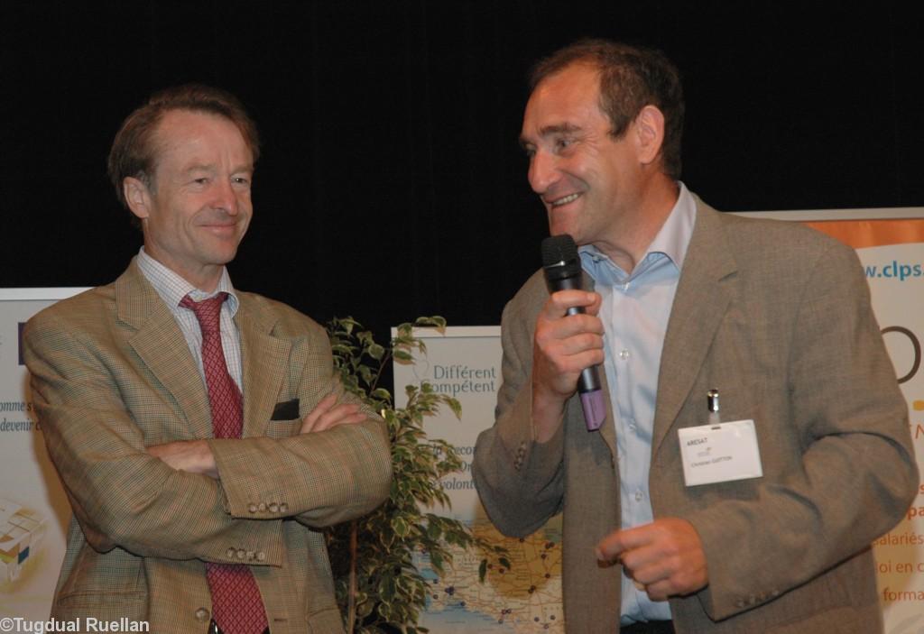 Vincent Denby-Wilkes (à gauche) délégué régional EDF Bretagne président d\'honneur de la journée et Christian Guitton président de l\'Aresat Bretagne.
