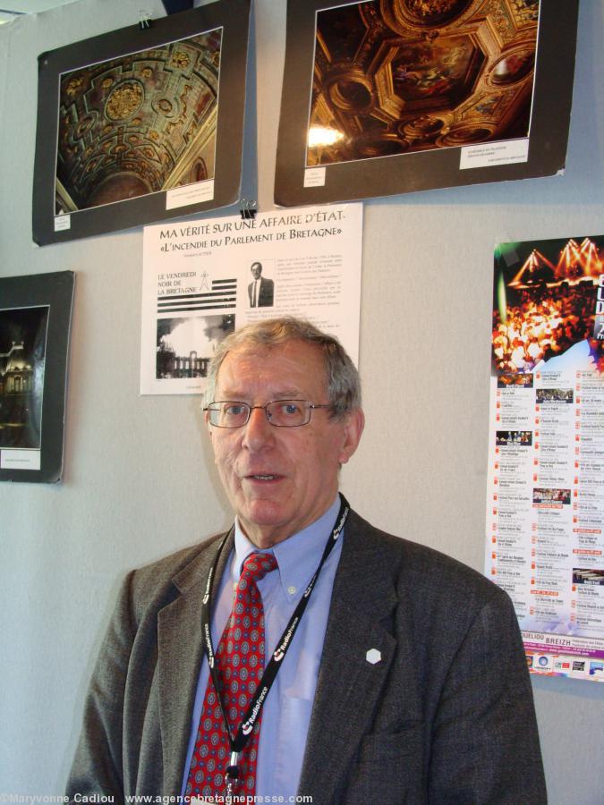 Gérard Gautier à Nantes. Espace culturel de Bretagne. Foire exposition avril 2010.