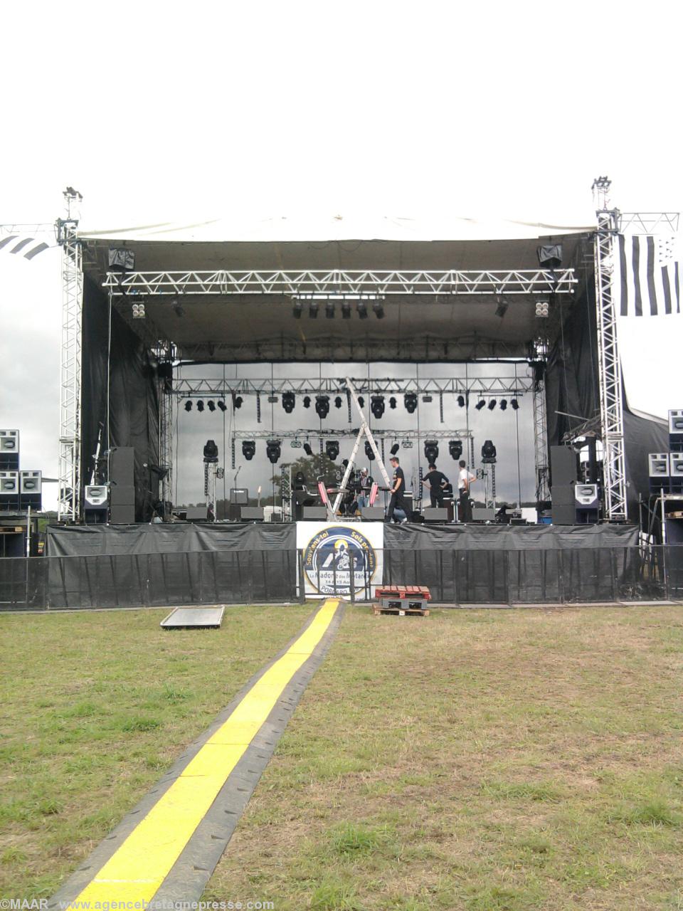 La scène pour les concerts La scène pour les concerts