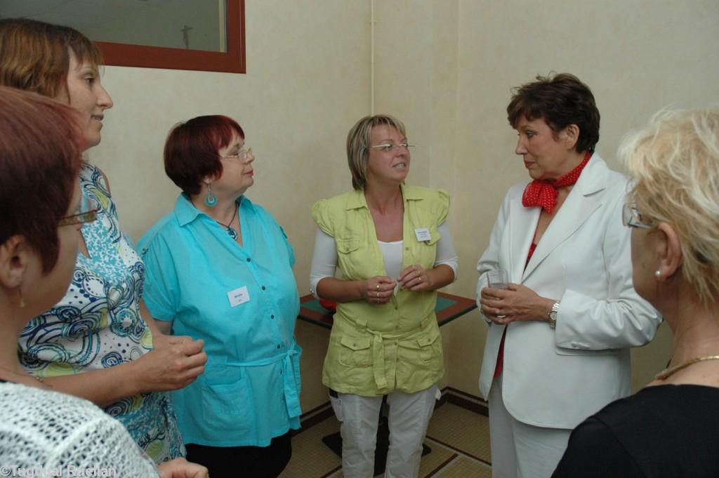 Rencontre avec le personnel de l\'Ehpad de
Saint-Jacut-les-Pins dirigé par Bruno Carel.
