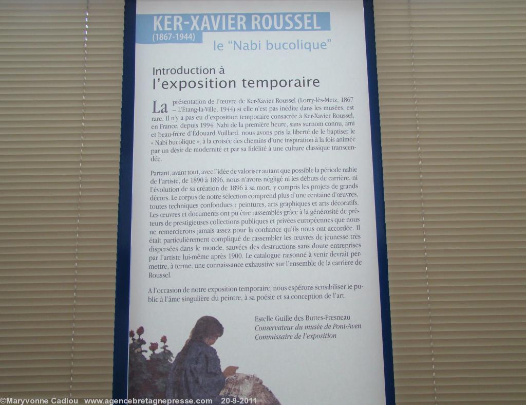 Panneau de présentation de l\'exposition Ker-Xavier Roussel au Musée des Beaux-Arts de Pont-Aven. 28 mai au 2 octobre 2011.