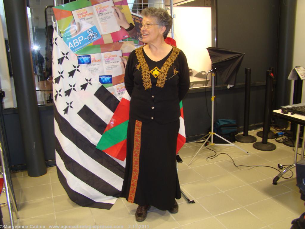 Armel Le Sec\'h e Gouel Levrioù Karaez er \"Studio\" ABP-TV.