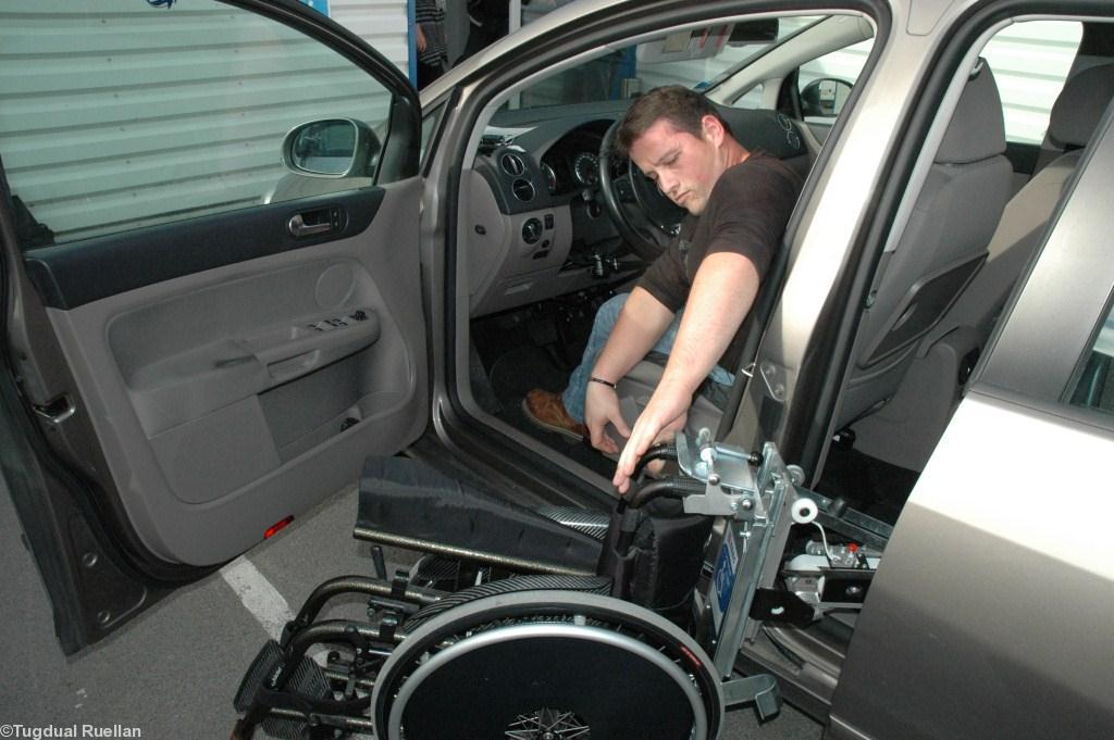 David Quemener chauffeur taxi à l\'Etoile bleue à Saint-Pol-de-Léon.