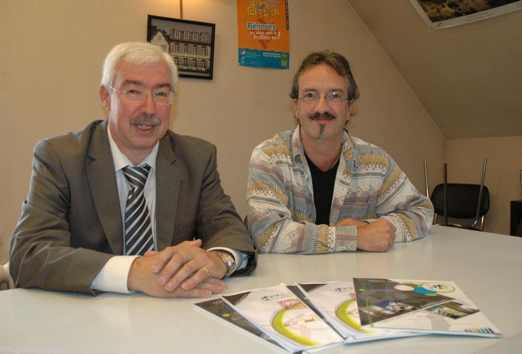 Yannick Le Sciellour  président du Pact Habitat et Développement du Finistère (à gauche) et Sébastien Jérôme  directeur.