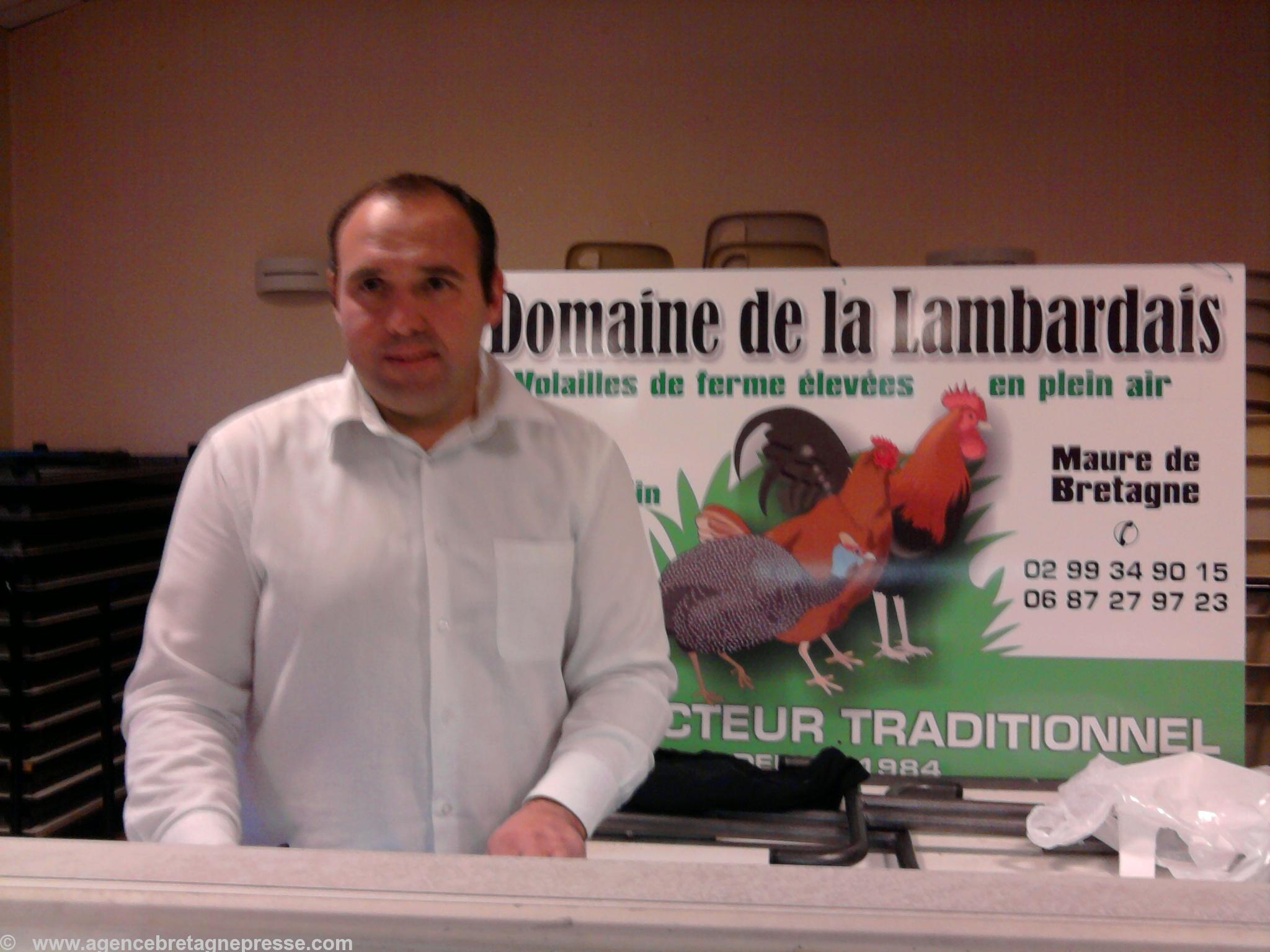 Un producteur de volaille Un producteur de volaille