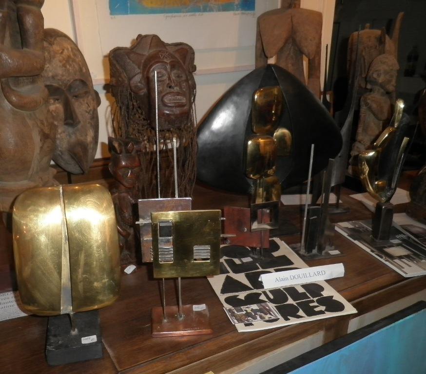 Alain Douillard nantais artiste et forgeron transmet sa vie dans le métal force et finesse tout à la fois.