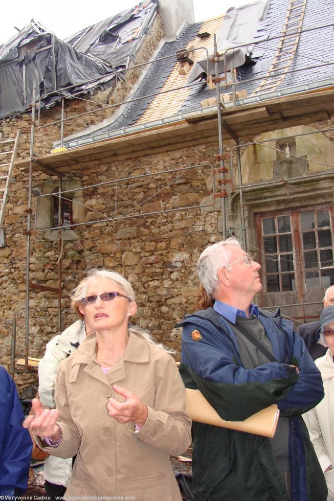 Manoir breton des XIV-XVe siècles de La Hélardière. Donges Loire-Atlantique. Viviane Bosse-Perus et Michaël Jones. Manoir breton des XIV-XVe siècles de La Hélardière. Donges Loire-Atlantique. Viviane Bosse-Perus et Michaël Jones.