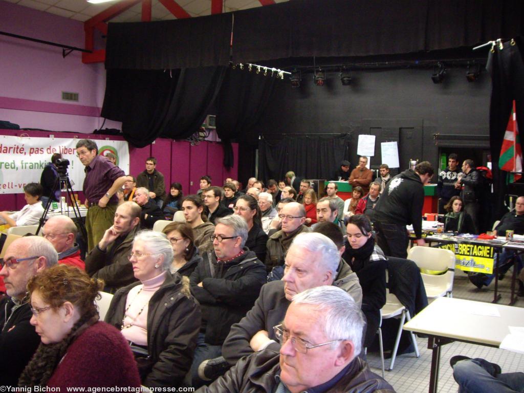Table ronde à Saint-Herblain sur la réunification de la Bretagne. Intervention de Maître Erwan Le Moign. Table ronde à Saint-Herblain sur la réunification de la Bretagne. Intervention de Maître Erwan Le Moign.