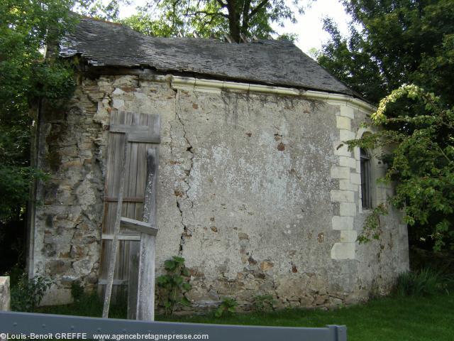 La chapelle de la Bauche-Malo est étayée pour ne pas tomber en ruines. La chapelle de la Bauche-Malo est étayée pour ne pas tomber en ruines.
